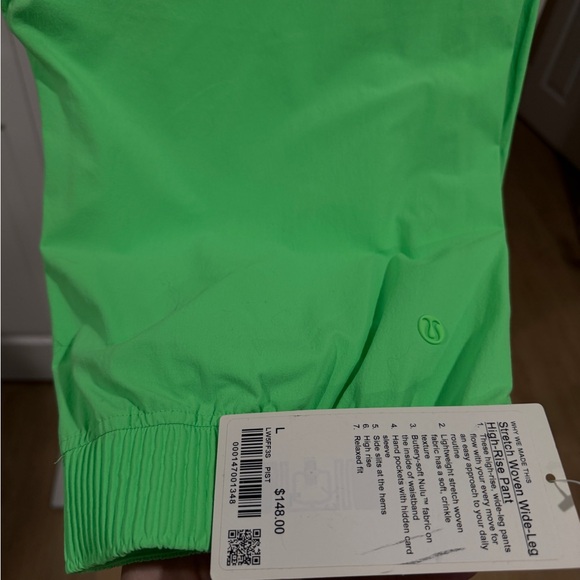 Lululemon neon Green Jogger wide leg pants - Picture 2 of 8